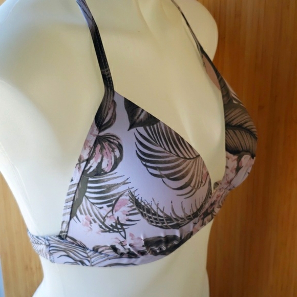 Tropical botanical fern leaf white and green bikini top - Picture 3 of 8